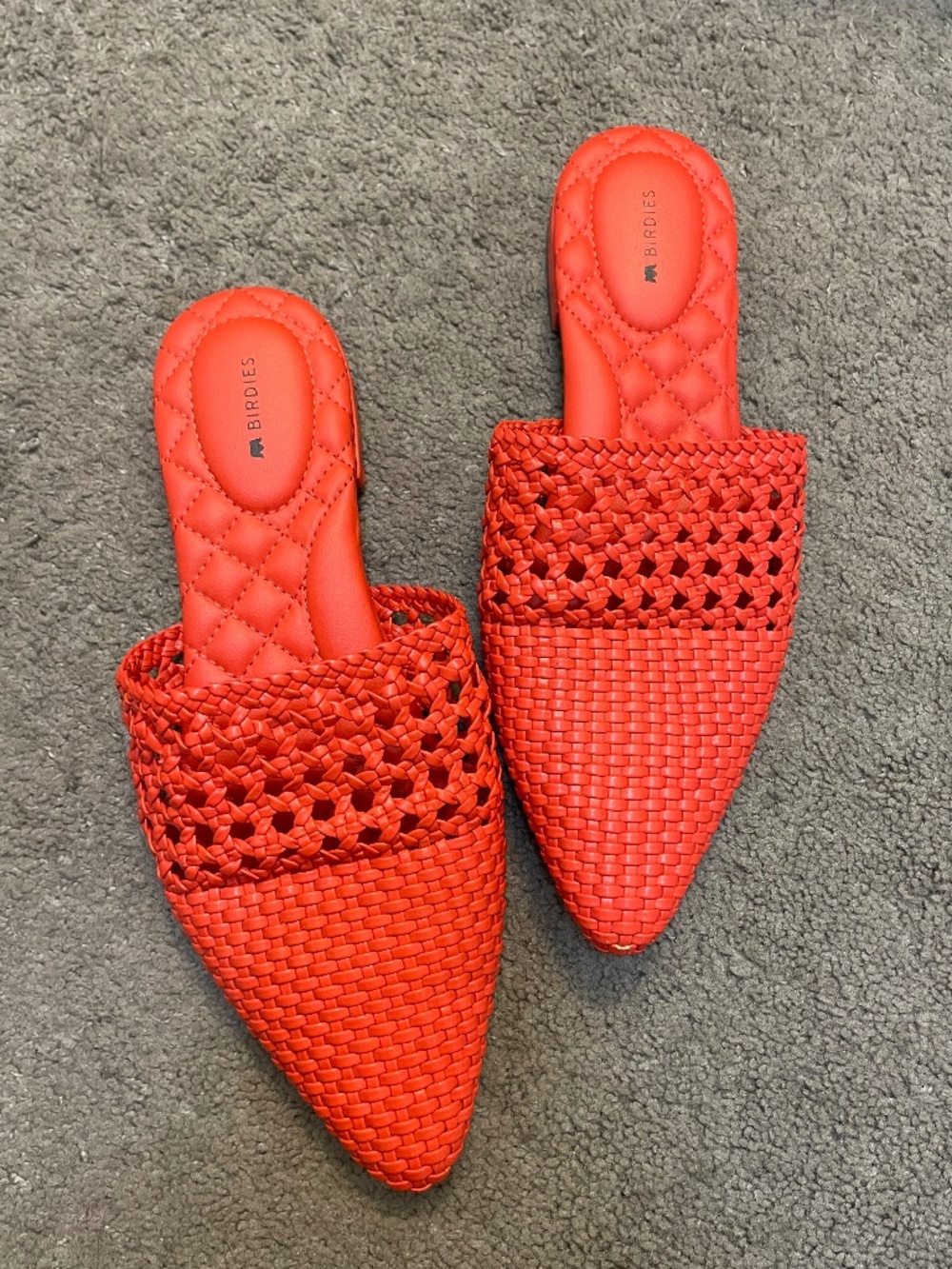 BIRDIES dove woven pointed toe mules in CORAL
